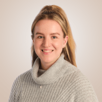 Chloe Isherwood head shot