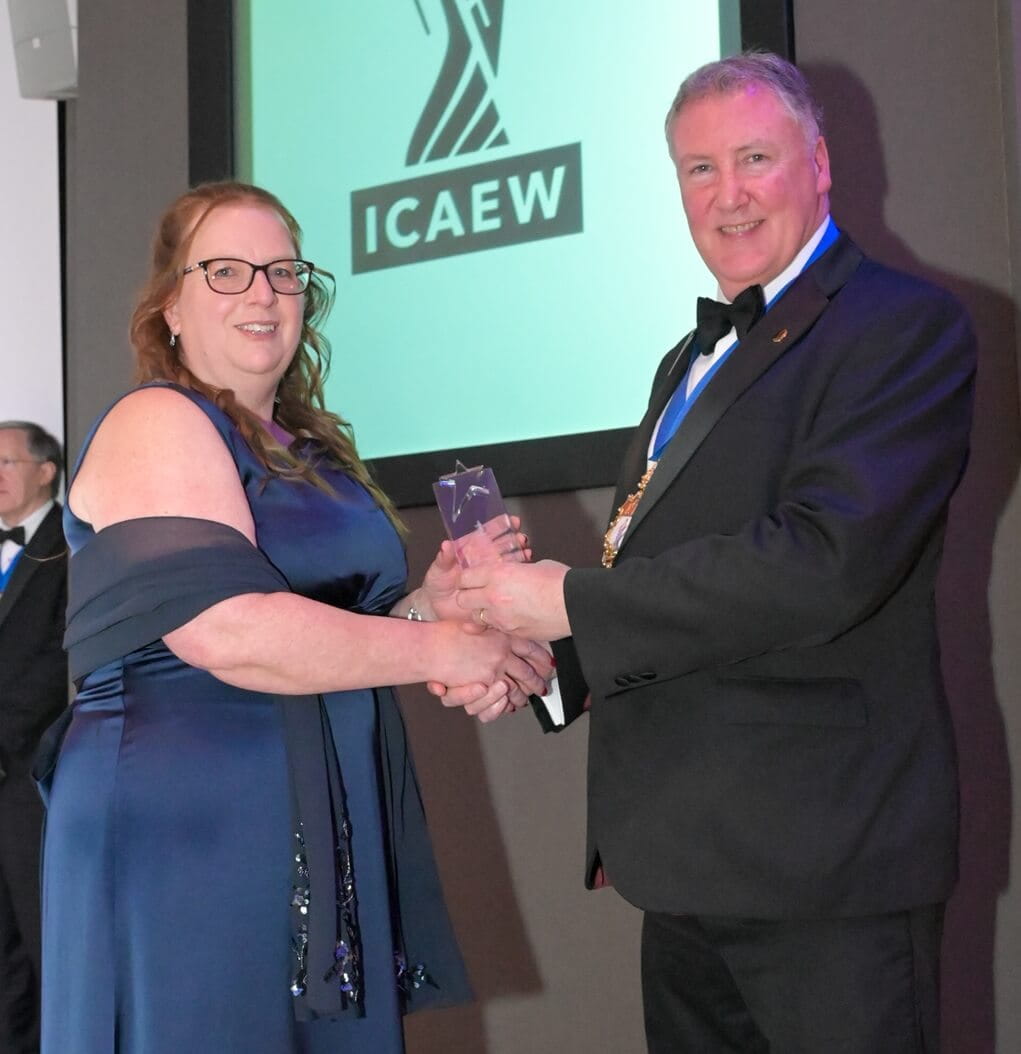 Catherine Hardinge, FCA, Compliance Partner, Price Bailey LLP, receiving a 2026 ICAEW Volunteering Award, from Derek Blair, ICAEW President 2025-26.