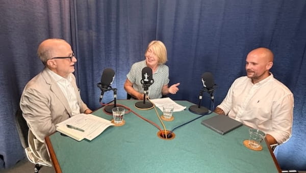 Charles Hecker, Geopolitical Risk Expert, Philippa Lamb and Luke Blake, Founding Director, Business advisors Oakwood Risk Group