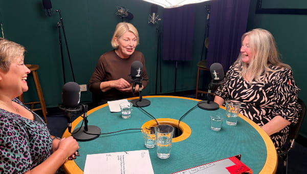 Sally Baker, Corporate Reporting & Governance Director, ICAEW, Philippa Lamb and Debbie Crawshawe, Head of the Accounting and Audit Centre of Expertise, BIST