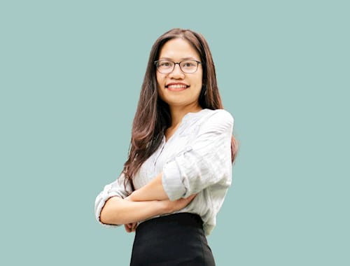 Mai Thi Hong Nhung, the first ACA qualified accountant in Vietnam