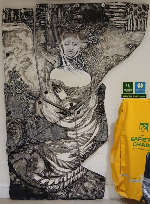 Picture of a frieze on a wall