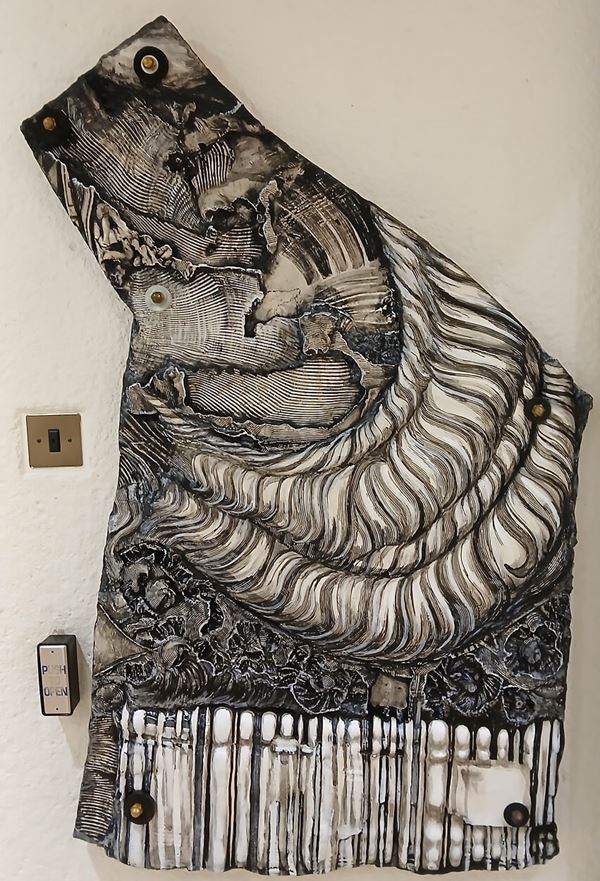 Picture of a frieze on a wall