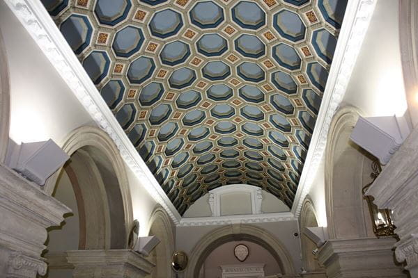 Photograph of the entrance hall ceiling