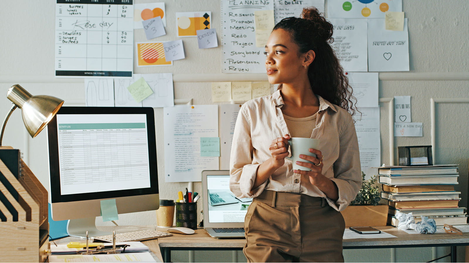 ICAEW Student CFAB listicle accountant young woman office