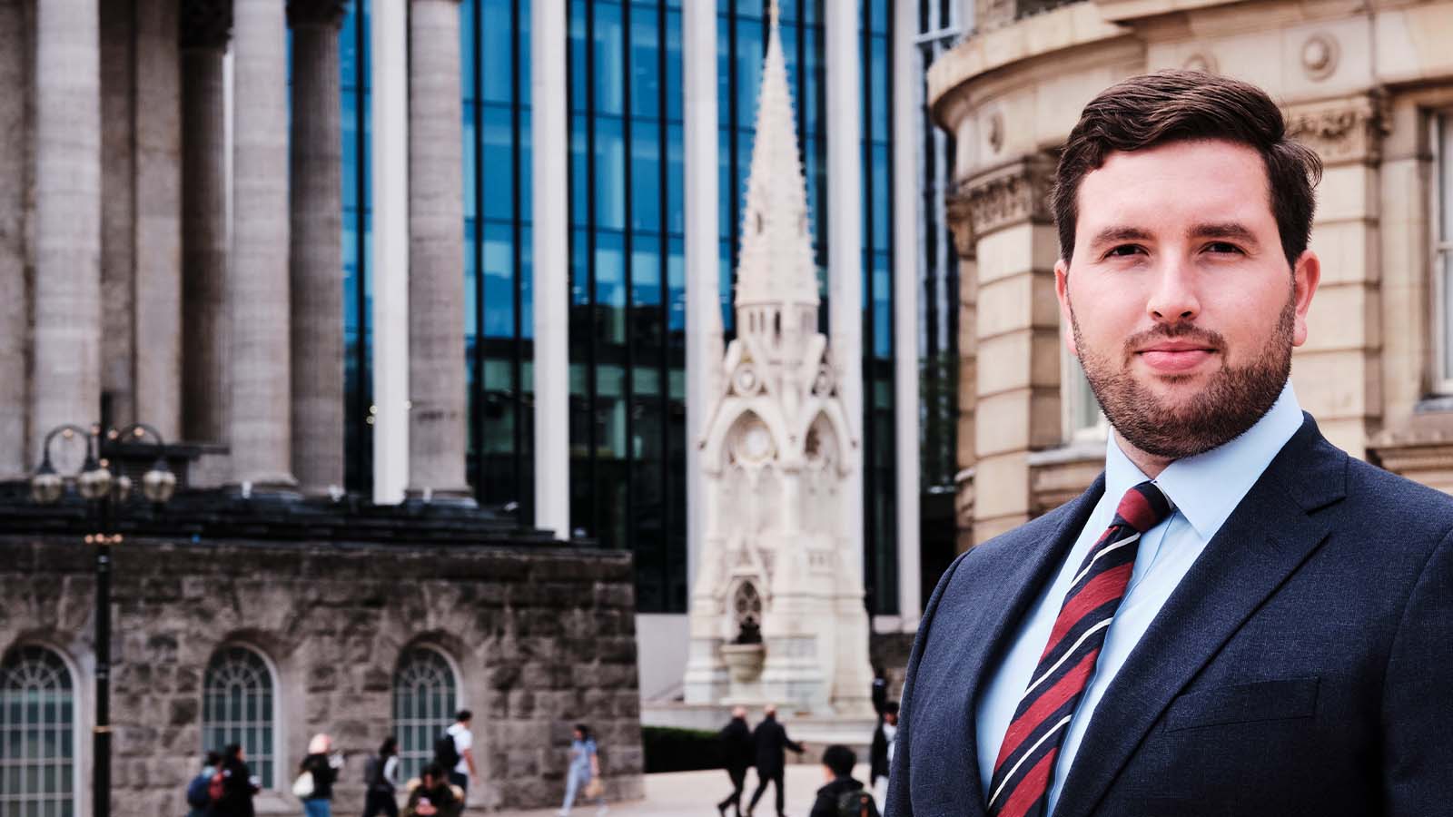 Oliver Stephens, associate director at Headpoint Advisors