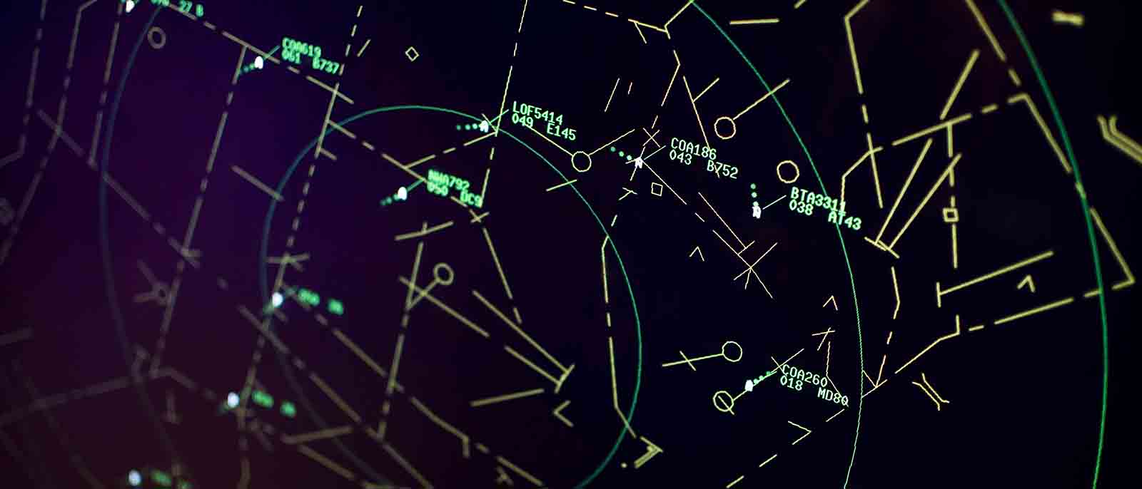 air traffic control screen flightpaths