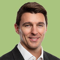 Headshot of Calvin Bond