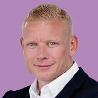 Headshot of Lee Humble