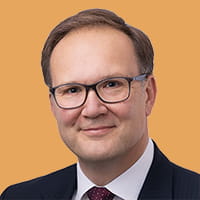 Headshot of Simon Tysoe