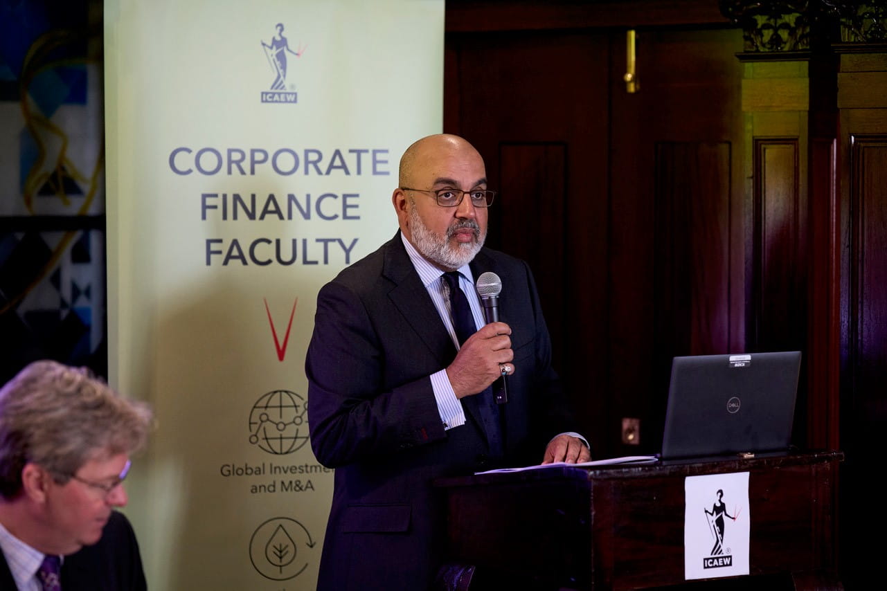 Faculty Chairman, Mo Merali